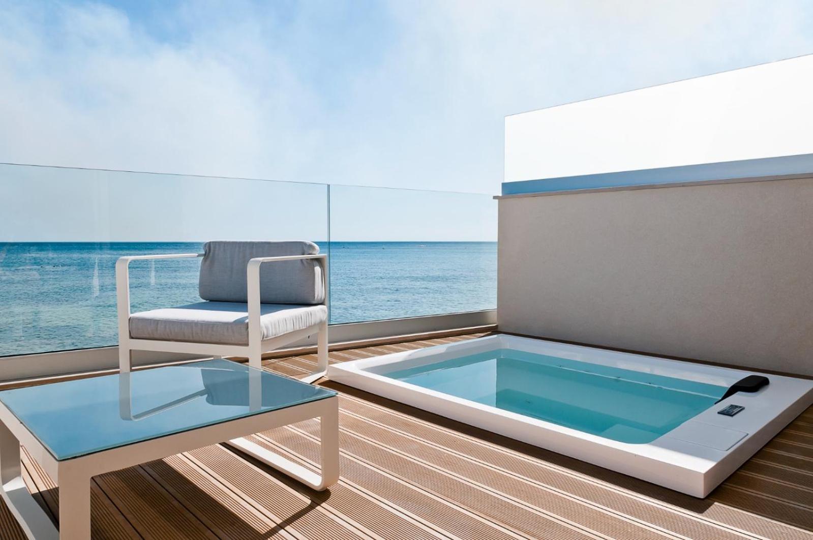 Scirocco Boutique Eco Hotel Torre Pali Exterior photo